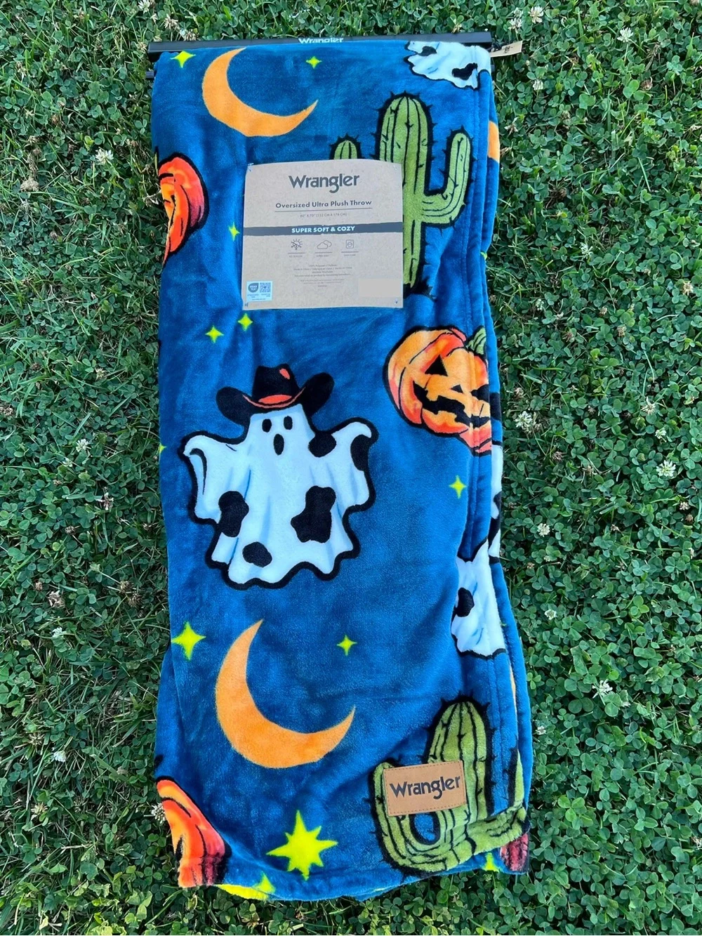 Wrangler blue Blanket with Halloween Pumpkin & Ghost cow Print with cactus